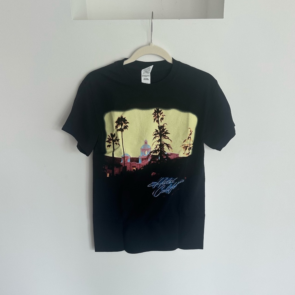 Eagles 2018 Tour T-Shirt in Black